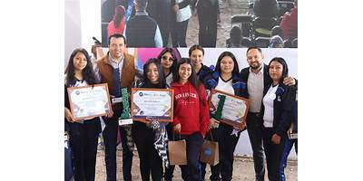 TELEBACHILLERATO COMUNITARIO YURIRIA - LA CALERA